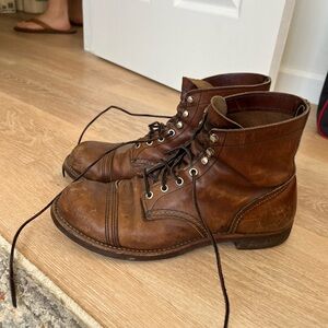 Men's red wing brown leather Boots